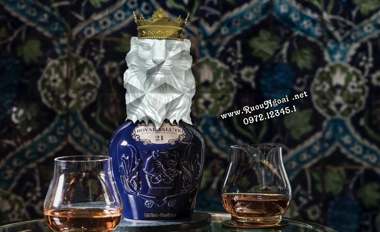 Rượu Chivas 21YO The Signature Blend Lion (Sư Tử) 1